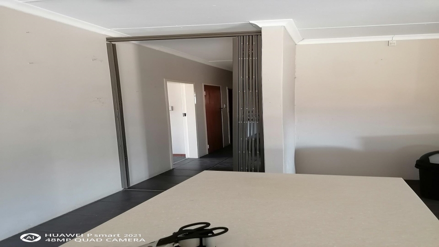 3 Bedroom Property for Sale in Oranjeville Free State